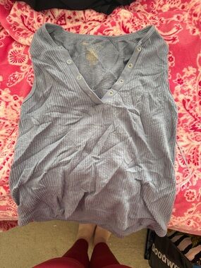 Ribbed V-Neck Snap Tank Top - Blue-Gray